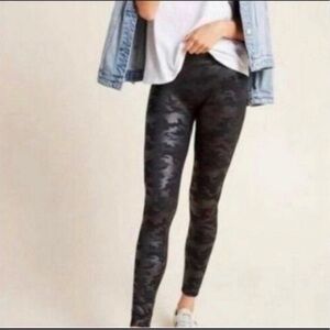 Stella Luce Camo Leggings Faux Leather
Slimming Large